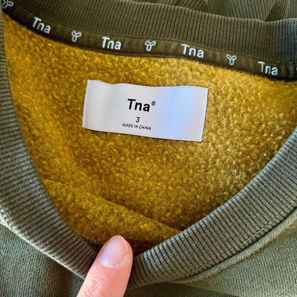 Aritzia TNA Cozy Fleece Boyfriend Crew Sweatshirt - Overdye Sagesse - Picture 3 of 6